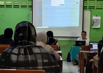 Tingkatkan Layanan Peserta Didik, Guru Ikuti Sosialisasi Pengoperasian RDM