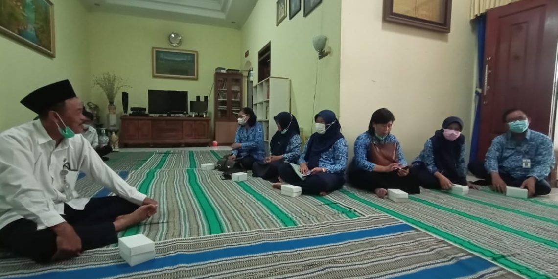 Keluarga Besar Kemenag Kota Semarang Berduka