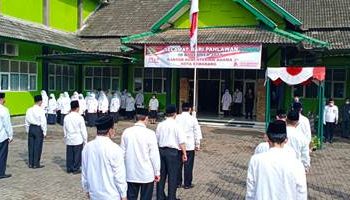 Kemenag Kota Semarang Gelar Upacara Harwan