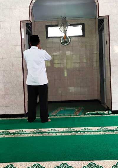 Keutamaan Salat Berjamaah di Kantor