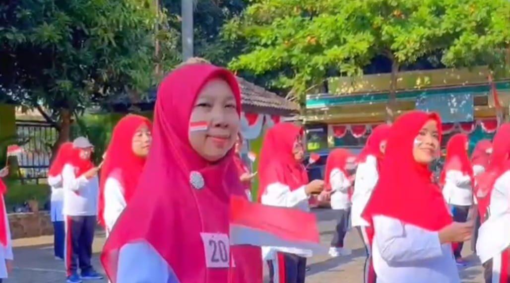 Peringati HUT RI, DWP Nyanyikan Lagu Hari Merdeka.