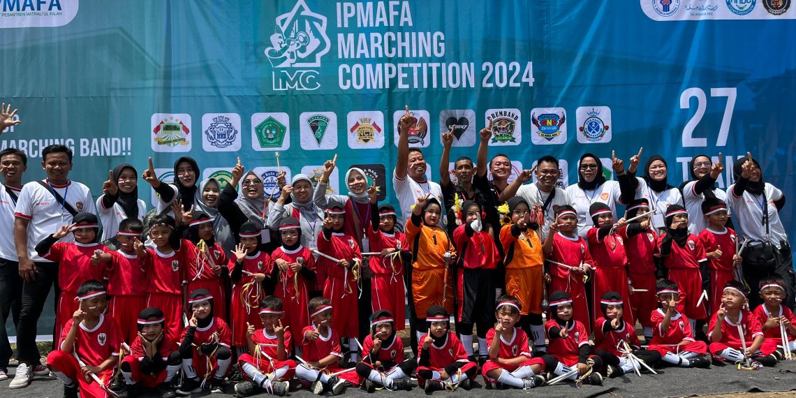 Tim Marching Band RA Perwanida 03 Kembali Torehkan Prestasi