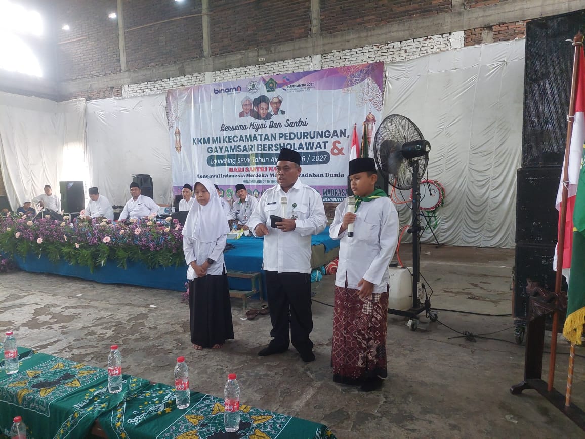 Launching SPMB 2026/2027 dan Peringatan Hari Santri 2025, KKM MI Pedurungan–Gayamsari Gelar Bersholawat