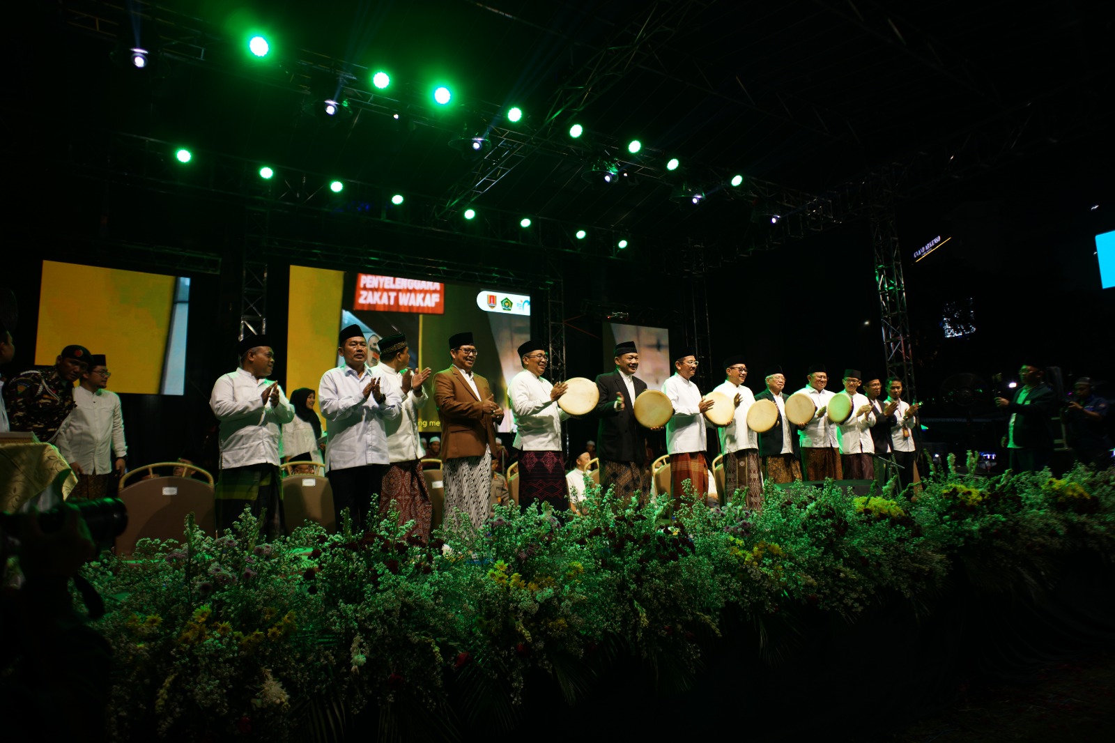Peringatan Hari Santri 2025 dan Launching Semarang Kota Wakaf Berlangsung Khidmat dan Meriah